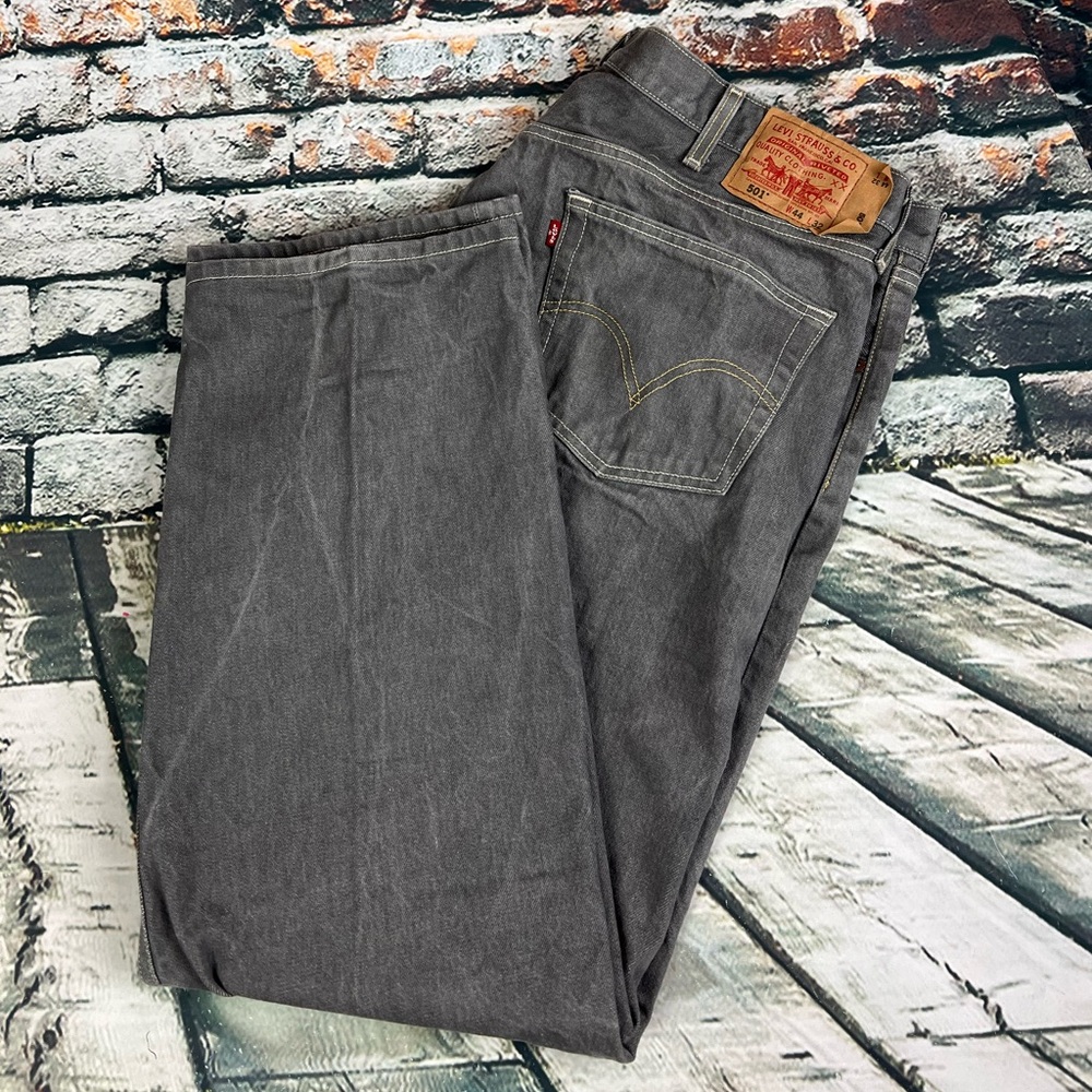 Men’s‎ Gray Levi’s 501 Button Fly Straight 42x30
